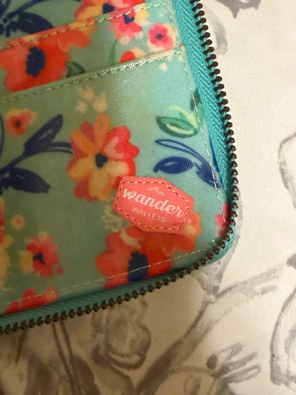 Wander wallet floral